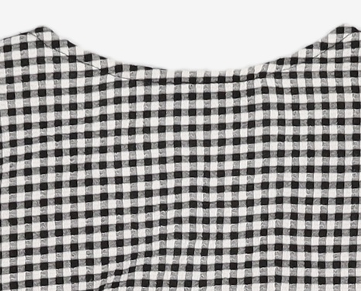 미쏘(MIXXO) 브이넥 크롭 블라우스_MIWBWD513G M