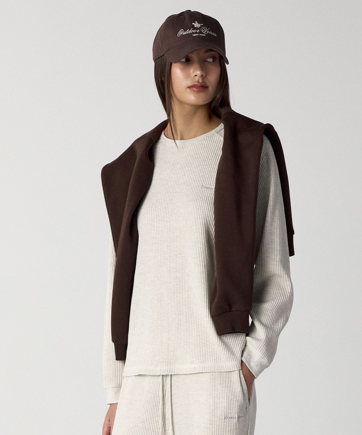 아웃도어 보이스(OUTDOOR VOICES) WAFFLE RAGLAN LONG SLEEVE TEE (OATMEAL)
