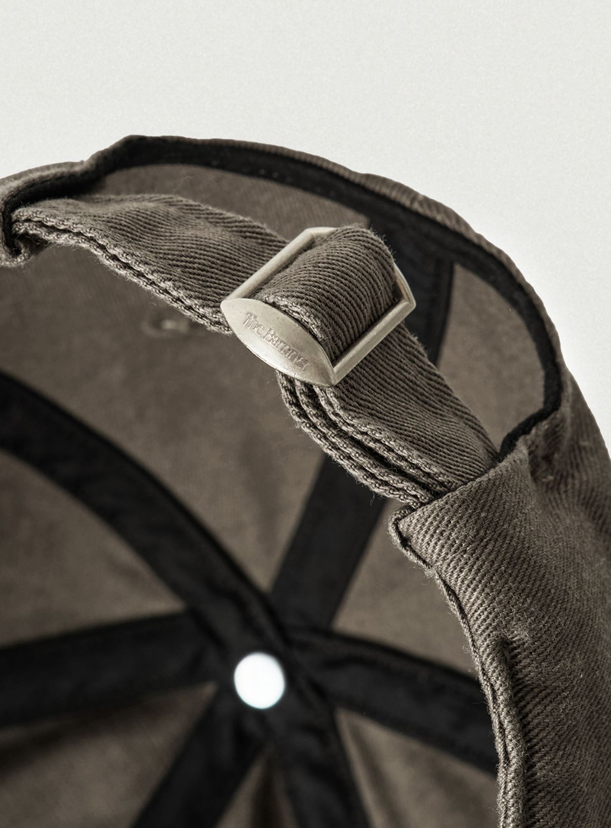 더바넷(THEBARNNET) B Logo Ball Cap_Grey
