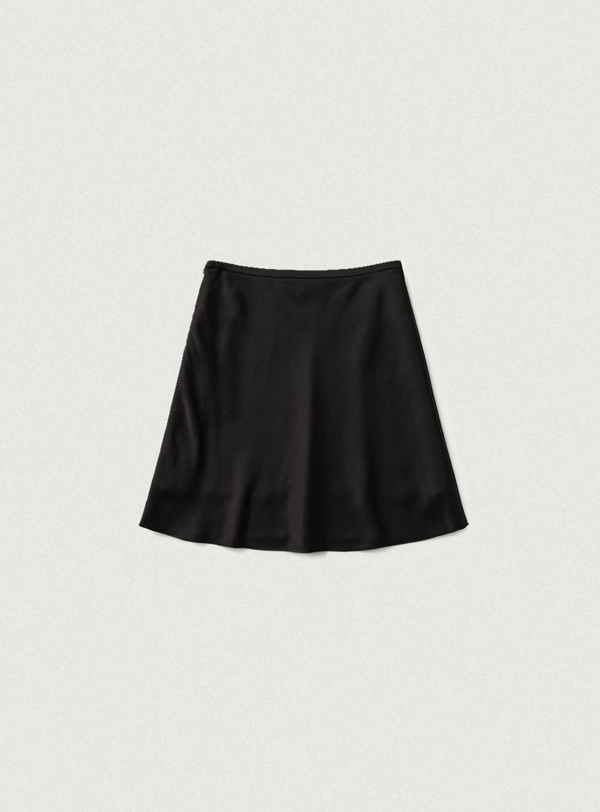더바넷(THEBARNNET) Glow Satin Midi Skirt_Black
