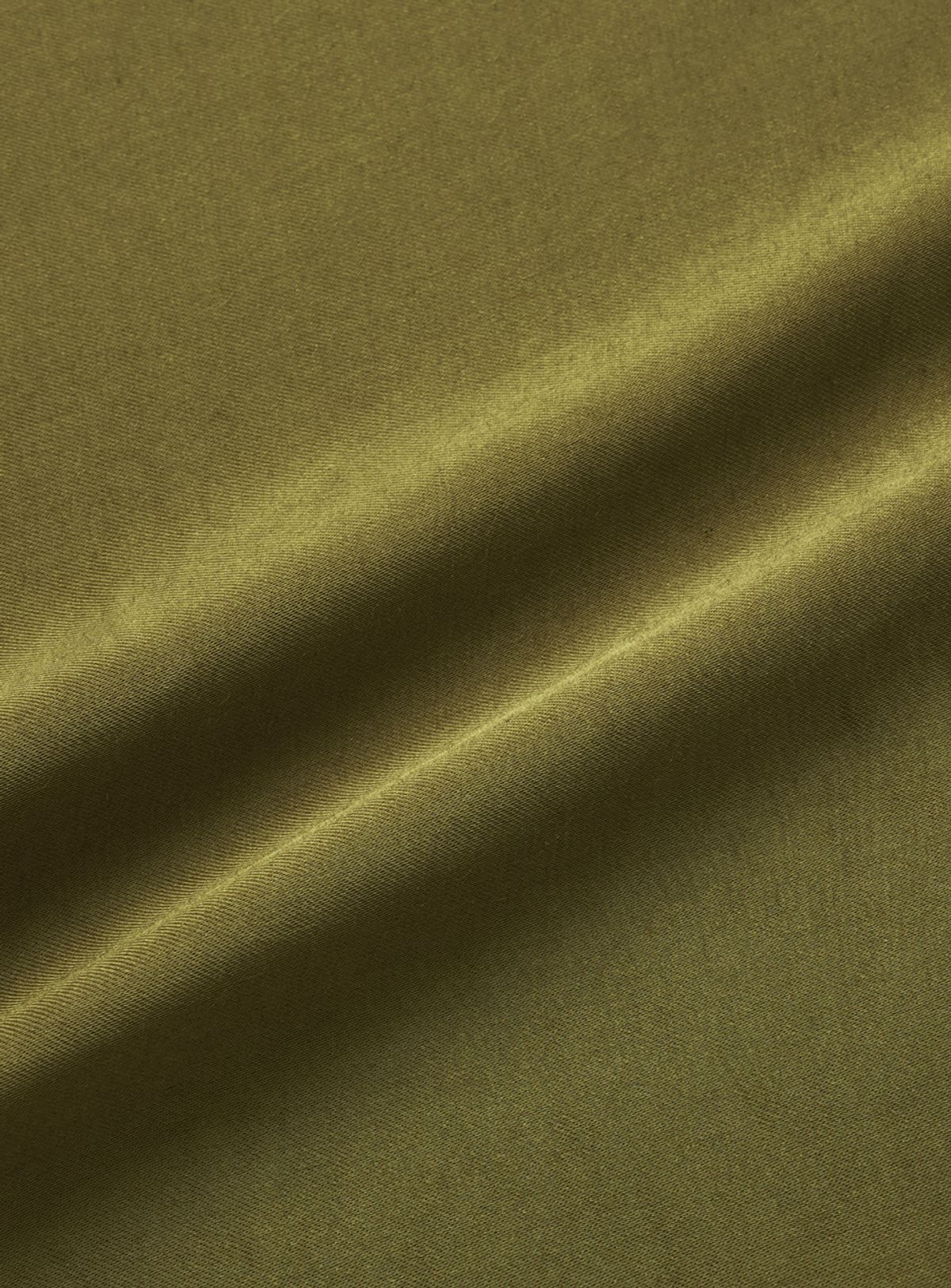 더바넷(THEBARNNET) Glow Satin Midi Skirt_Olive