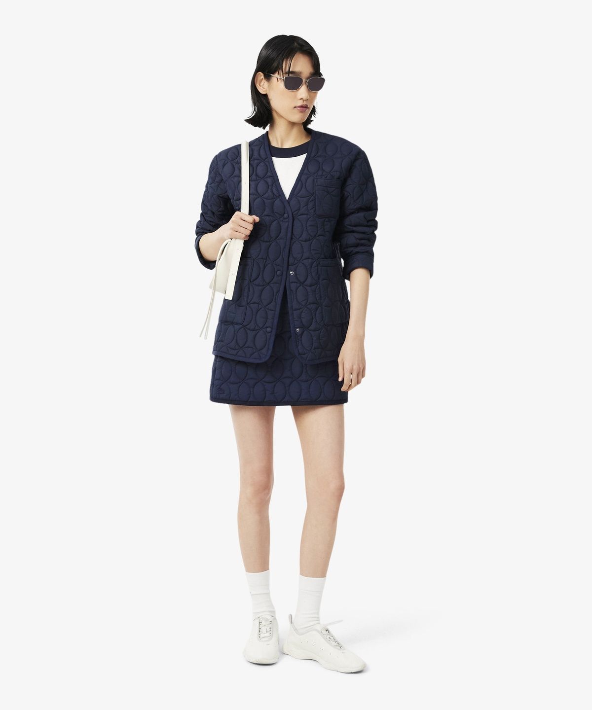 라코스테(LACOSTE) 여성 브이넥 경량 패딩 점퍼 BF8407-56N MXQ