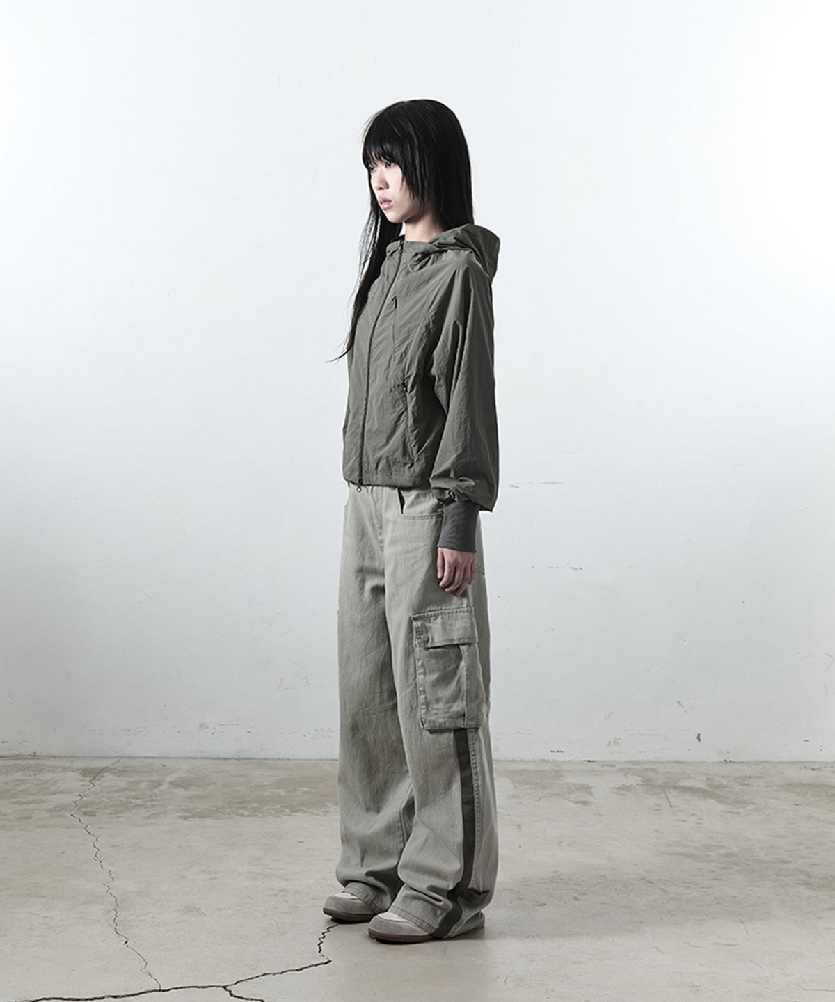 사일프레이(41PRAY) Cropped Panel Zip Windbreaker / Drak Grey