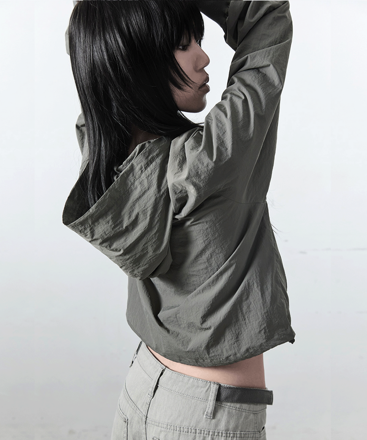 사일프레이(41PRAY) Cropped Panel Zip Windbreaker / Drak Grey