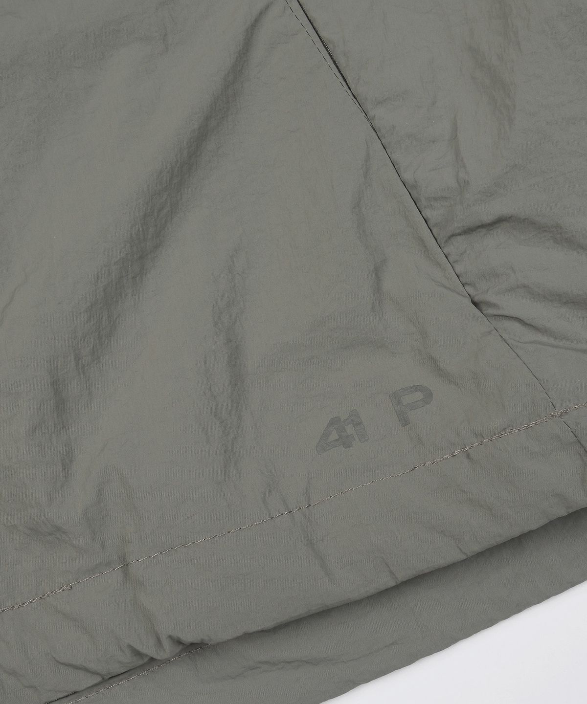 사일프레이(41PRAY) Cropped Panel Zip Windbreaker / Drak Grey