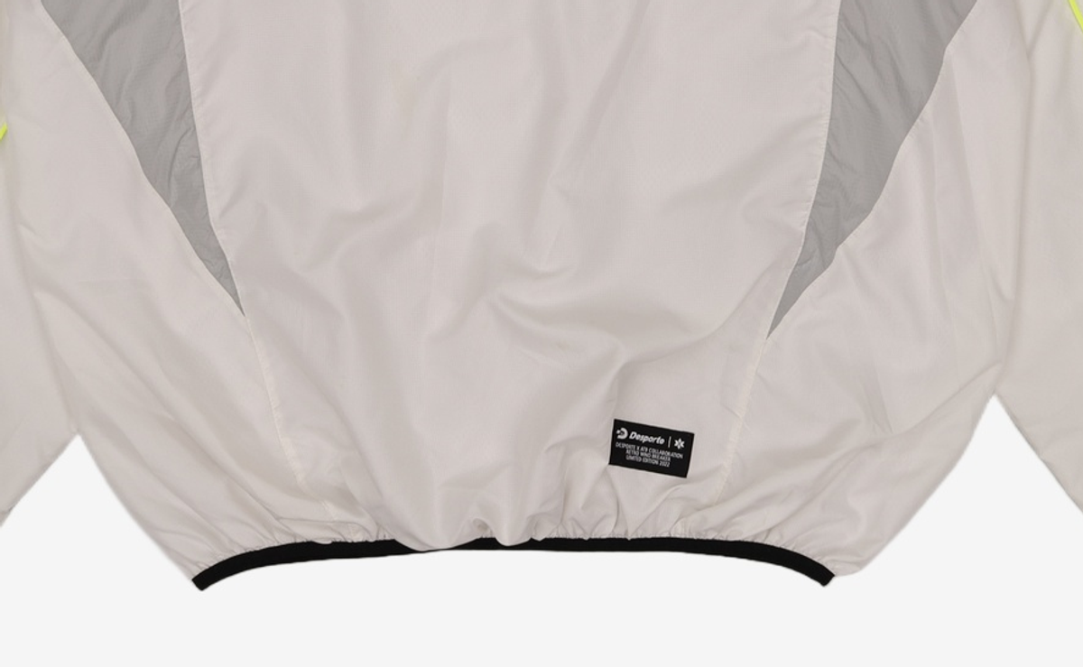 데스포르치(DESPORTE) 트레이닝 재킷 105