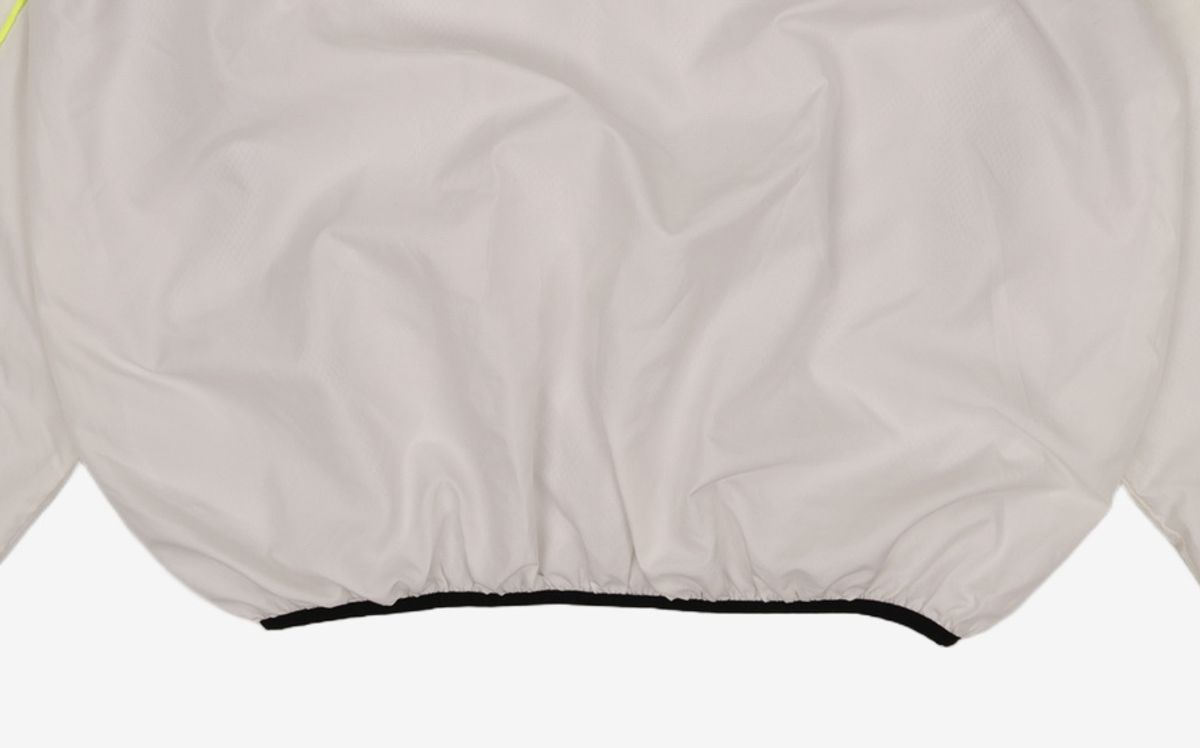 데스포르치(DESPORTE) 트레이닝 재킷 105
