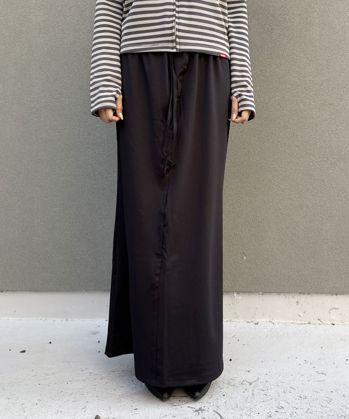 크루치(KRUCHI) CUT LONG SKIRT (BLACK) WOMENS