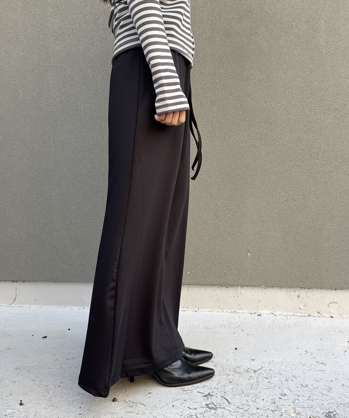 크루치(KRUCHI) CUT LONG SKIRT (BLACK) WOMENS