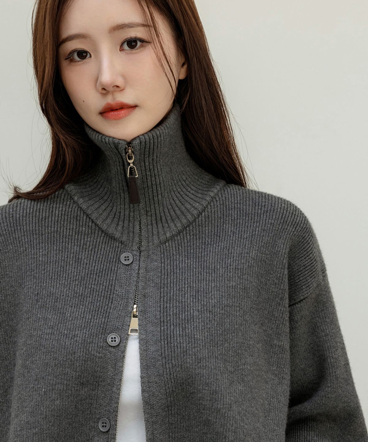 프렌치시크(FRENCHCHIC) 플루드 2WAY 반하이넥 골지 니트집업_F6F542JP