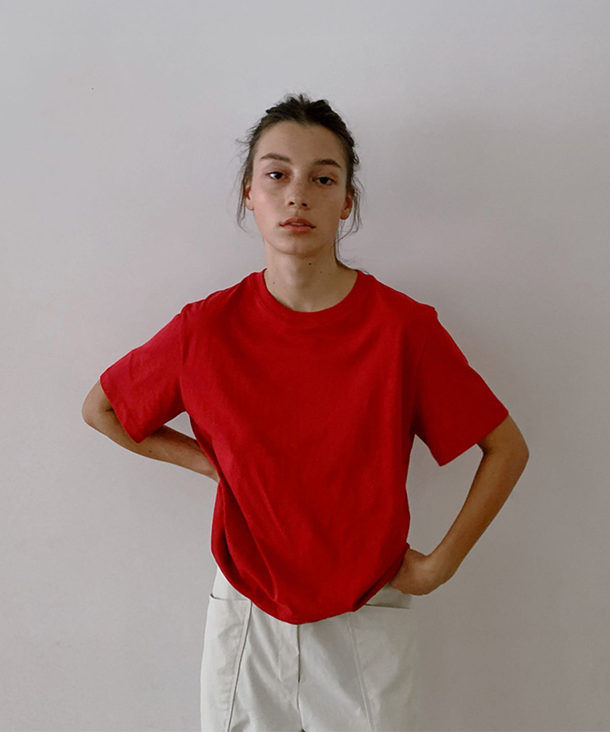오얼즈(OURLS) Us Half Tee - Red