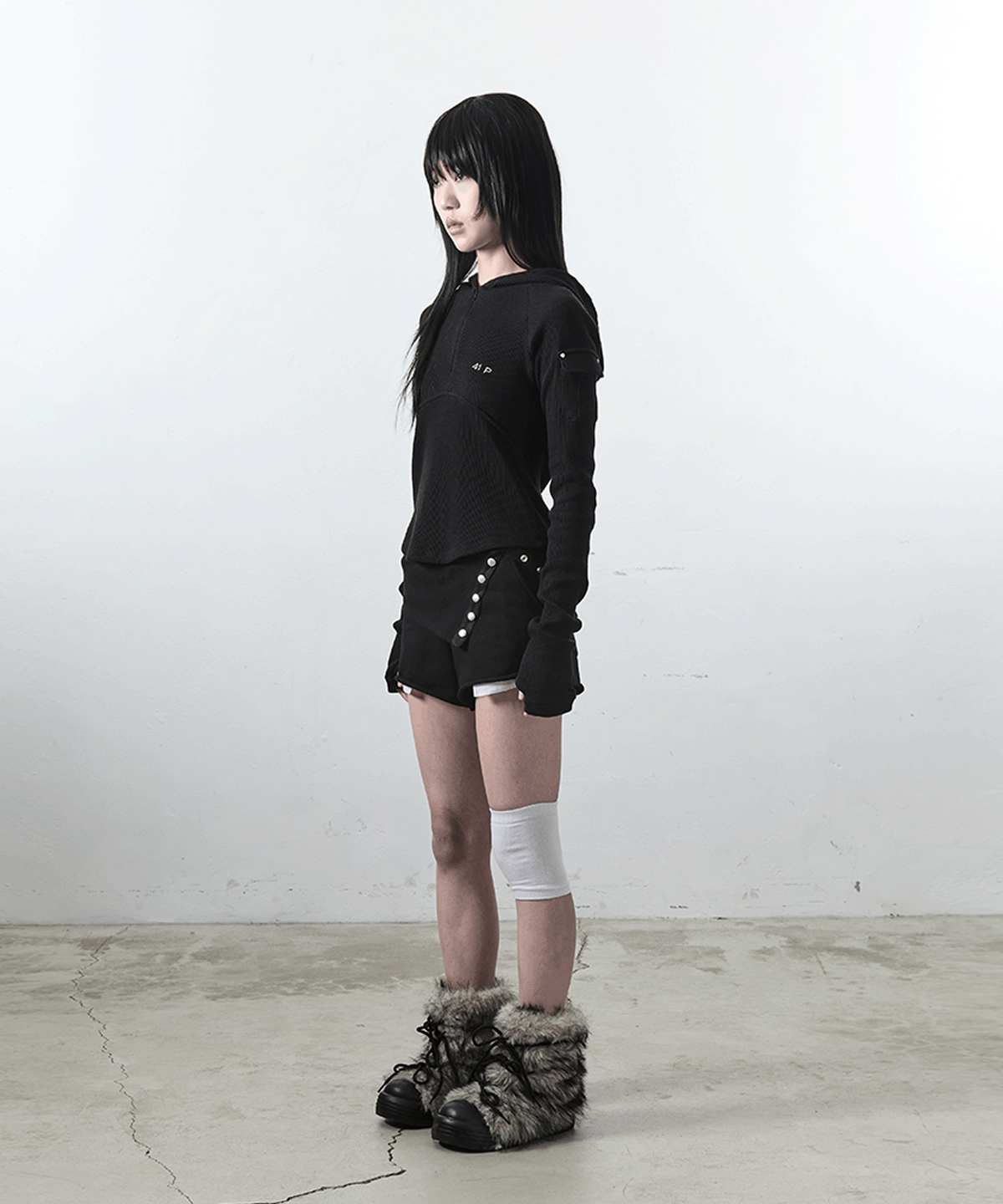 사일프레이(41PRAY) Folded Snap Shorts / Black