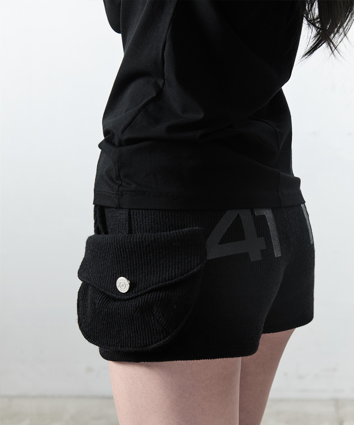 사일프레이(41PRAY) 41 Graphic Pocket Shorts / Black
