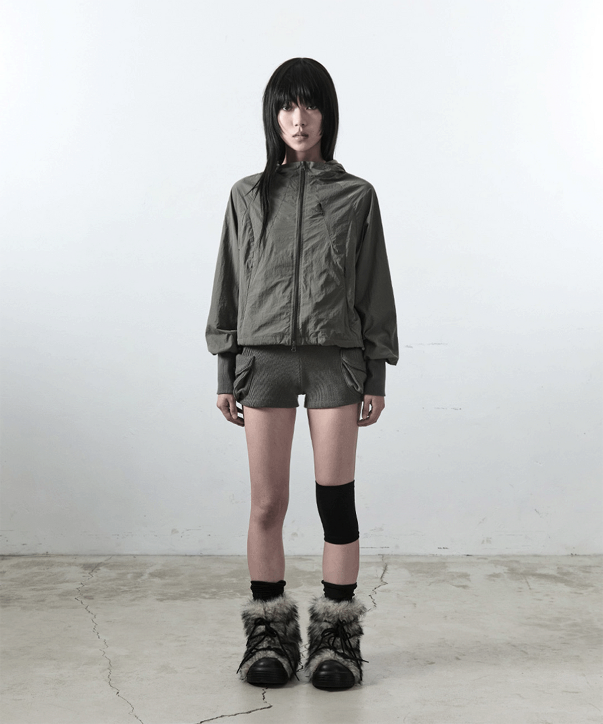 사일프레이(41PRAY) 41 Graphic Pocket Shorts / Khaki Beige