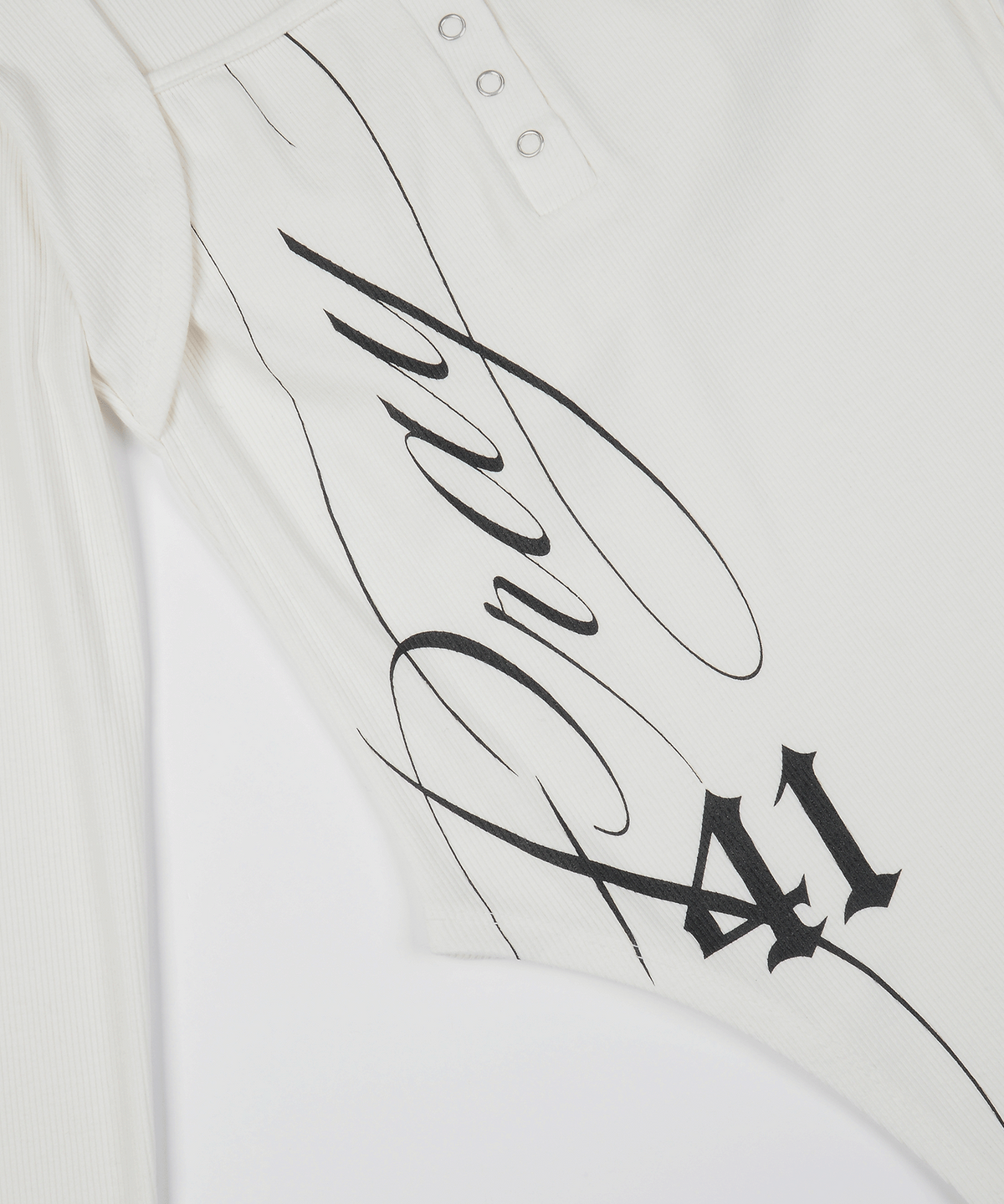 사일프레이(41PRAY) 41 Flap Hoodie Bodysuit / Ivory