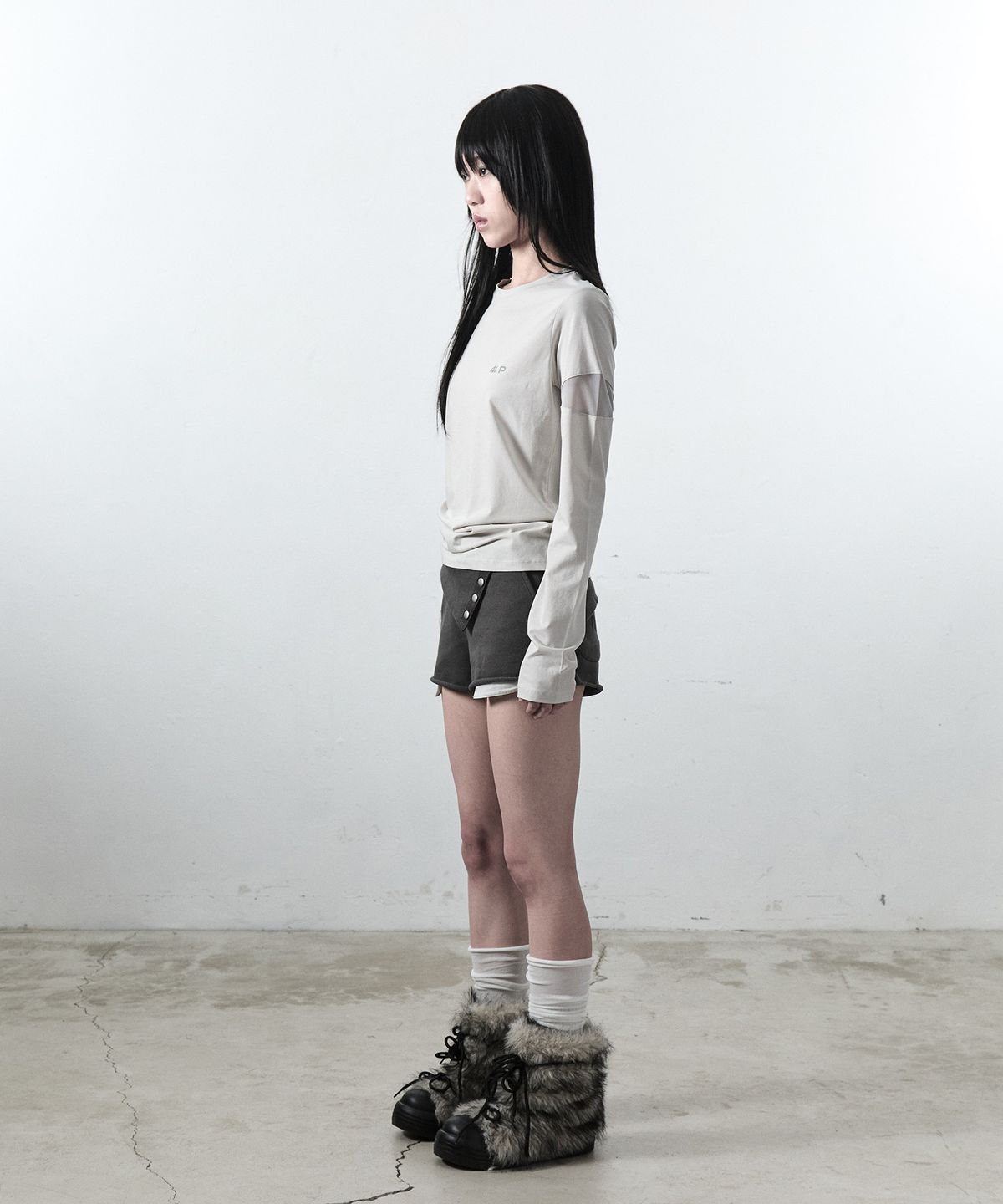 사일프레이(41PRAY) Pintuck Mesh Tee / Light Grey