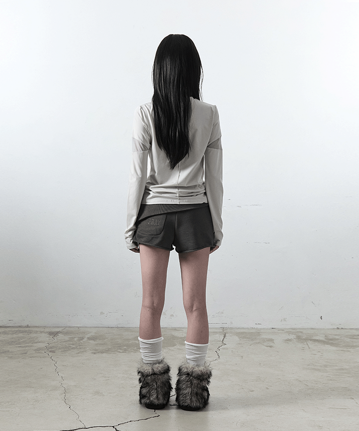 사일프레이(41PRAY) Pintuck Mesh Tee / Light Grey