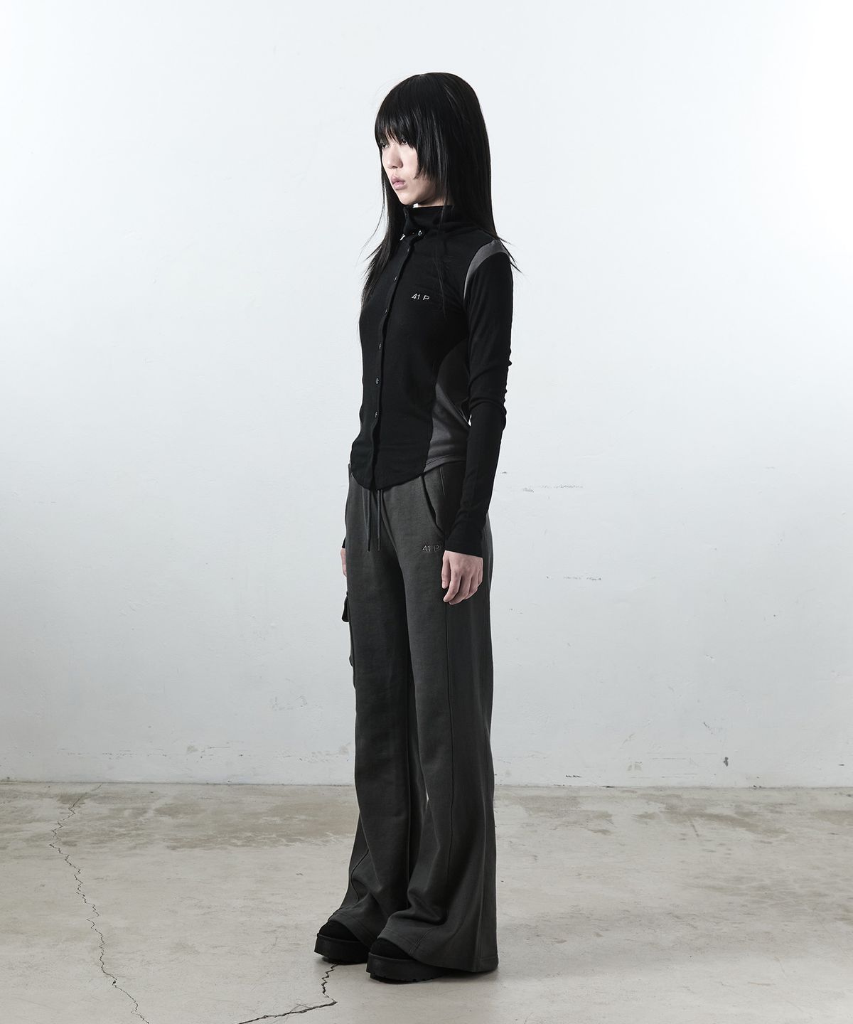 사일프레이(41PRAY) High Neck Panel Cardigan / Black