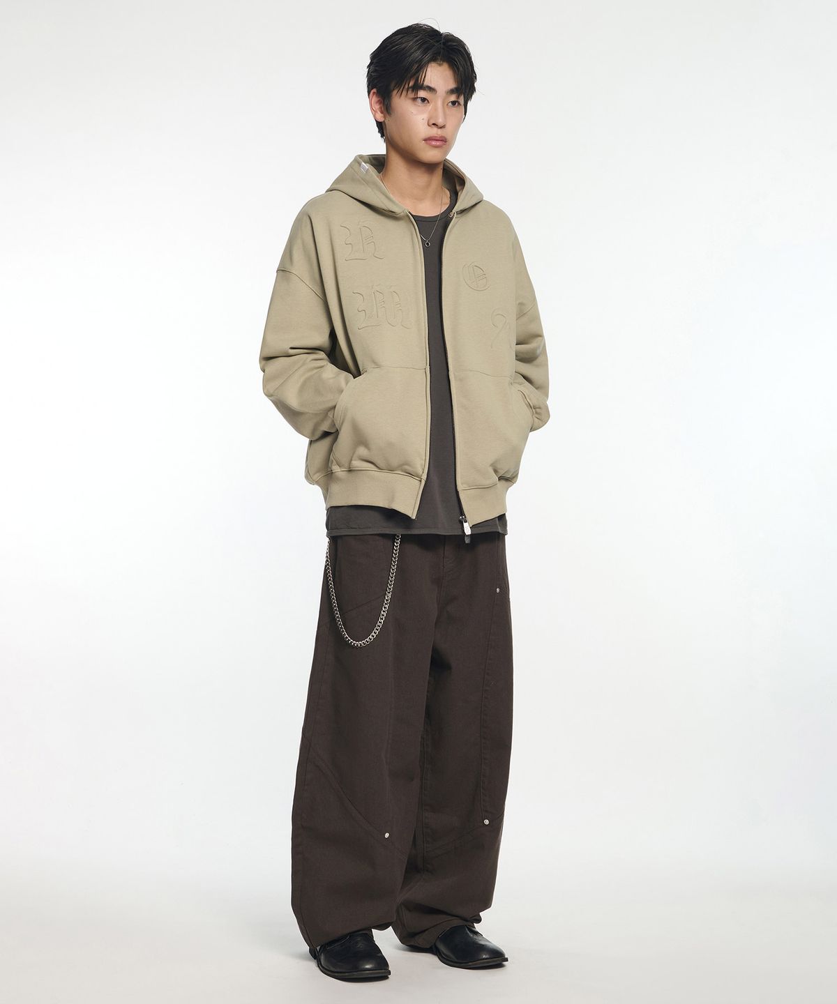 노매뉴얼(NOMANUAL) NM EMBOSSED HOODED ZIP-UP - BEIGE