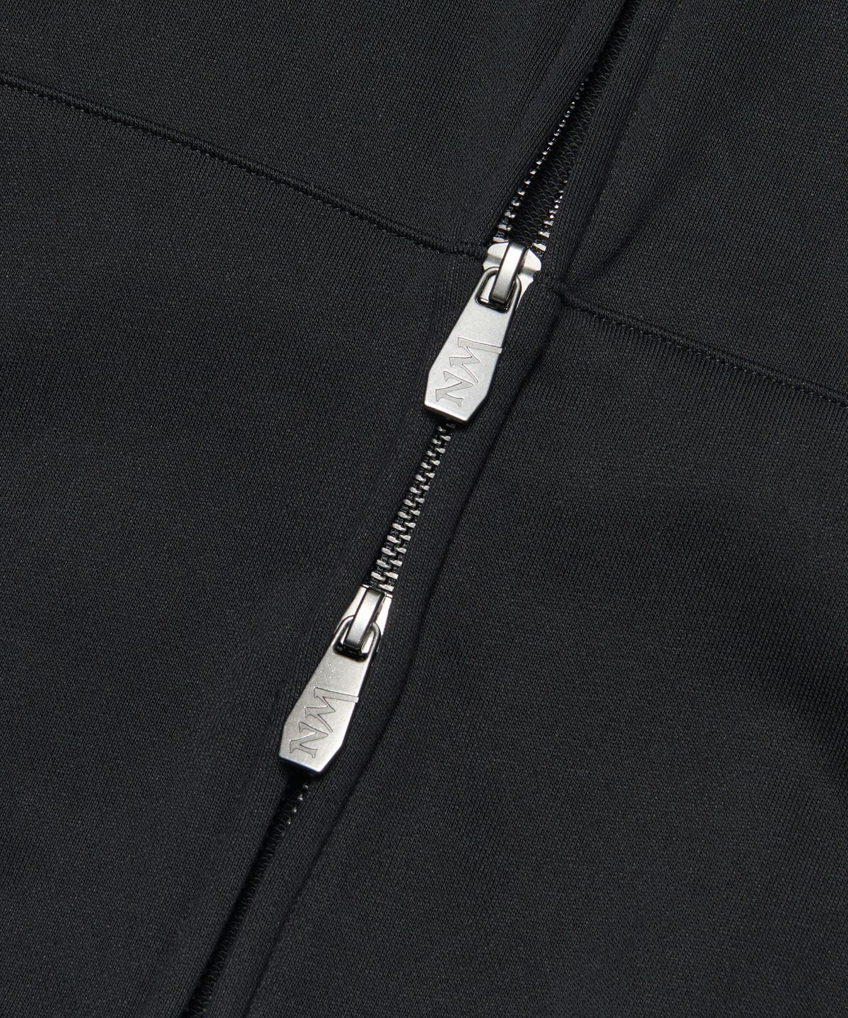 노매뉴얼(NOMANUAL) GOTHIC CHECK PATCH HOODED ZIP-UP - BLACK