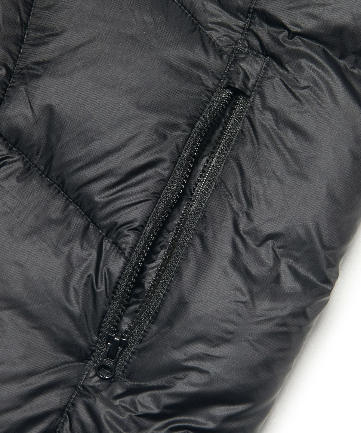 노매뉴얼(NOMANUAL) TABULA SHEER DUCK DOWN - BLACK