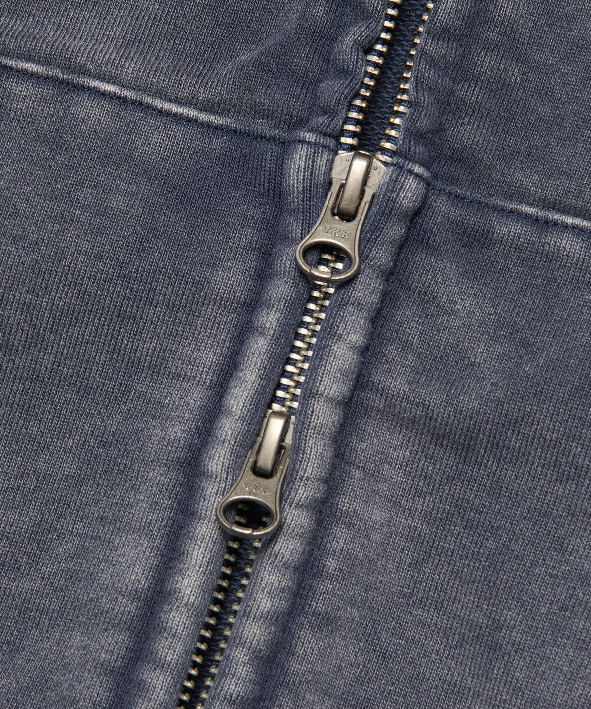 노매뉴얼(NOMANUAL) APPLIQUE HOODED ZIP-UP - WASHED NAVY
