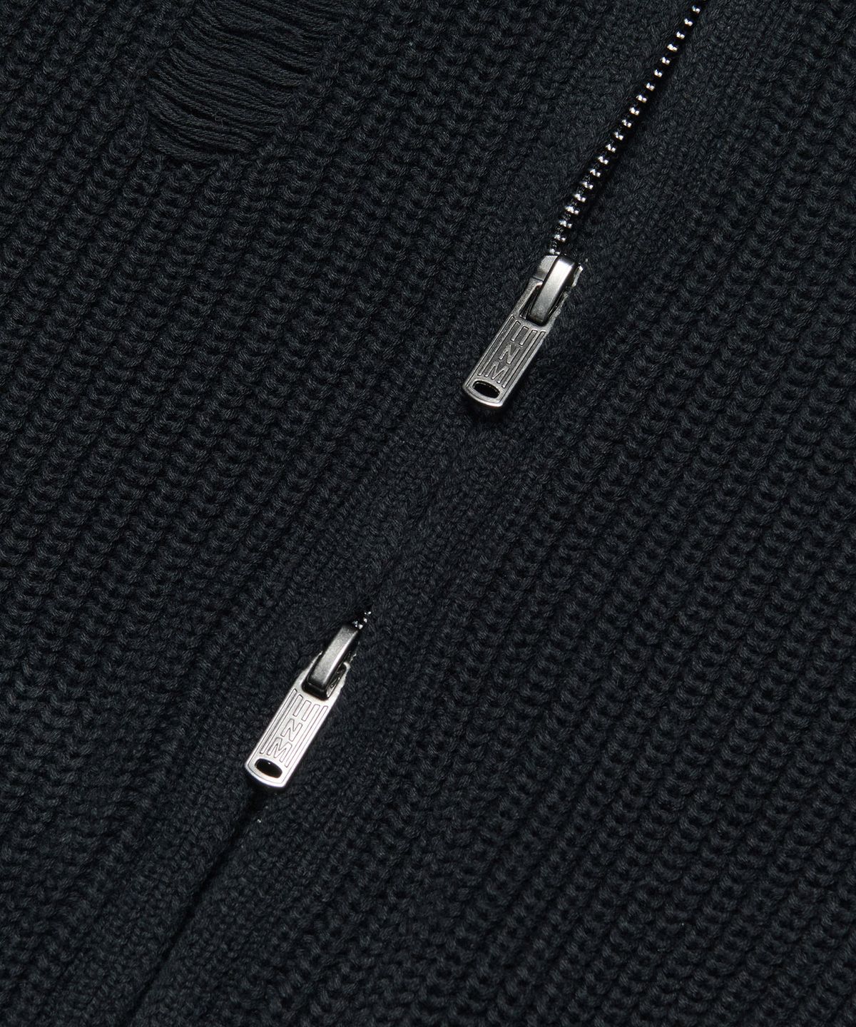 노매뉴얼(NOMANUAL) DESTROYED KNIT ZIP-UP - BLACK