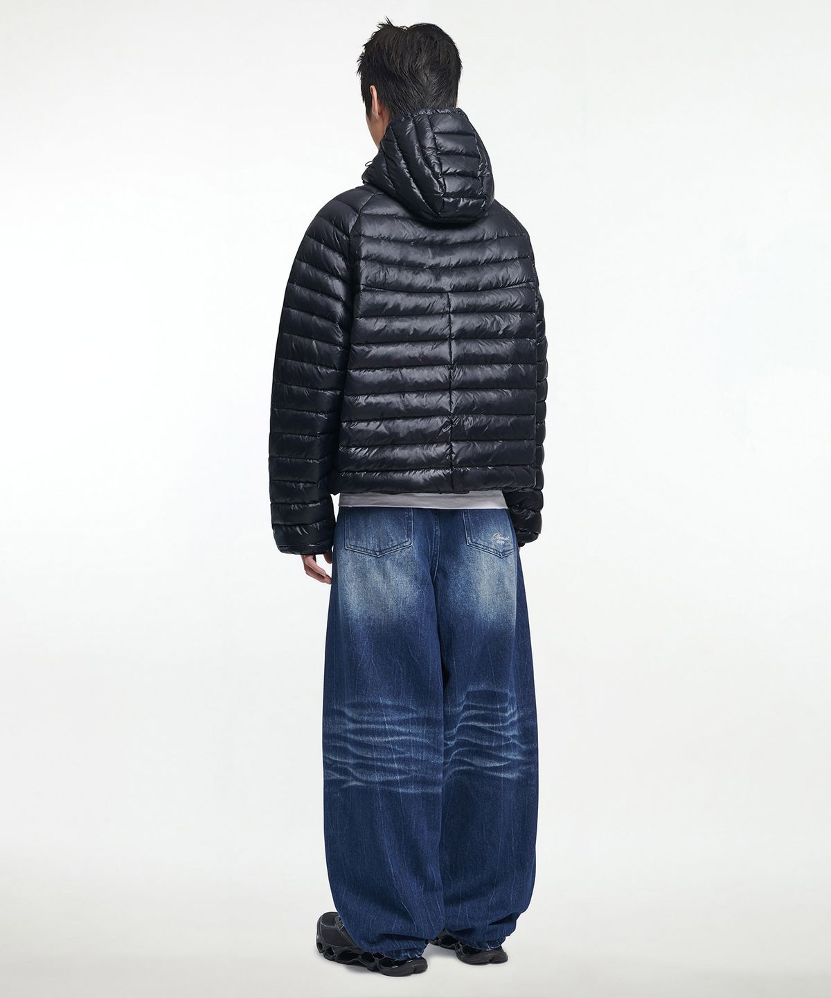 노매뉴얼(NOMANUAL) NUBES LIGHT DUCK DOWN 261 - GLOSSY BLACK