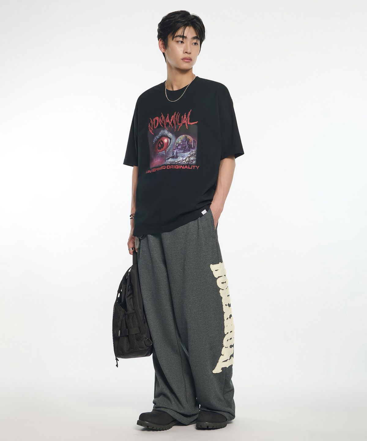 노매뉴얼(NOMANUAL) NIGHTMARE POSTER T-SHIRT - BLACK