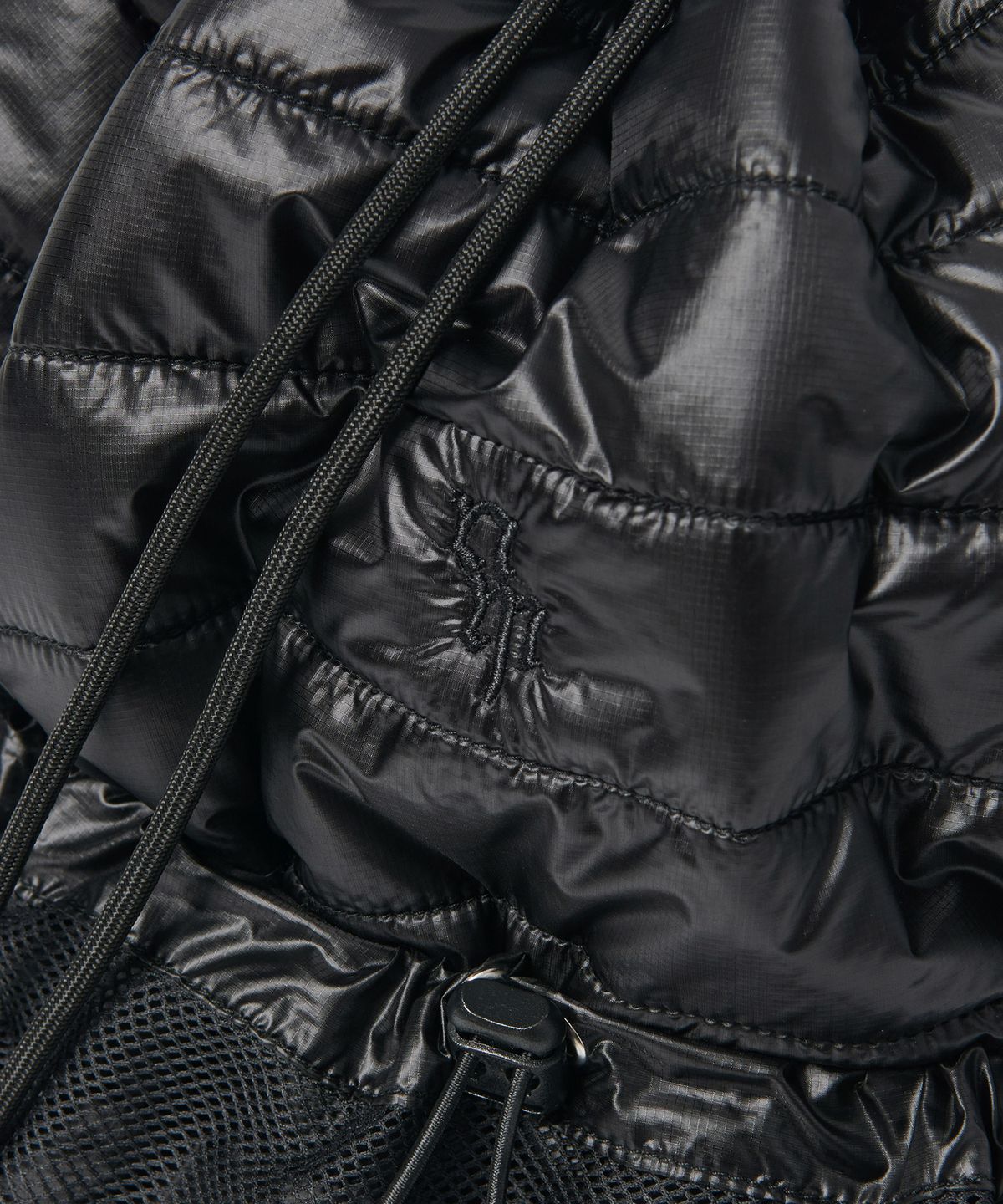 노매뉴얼(NOMANUAL) PUFFER STRING BAG - BLACK