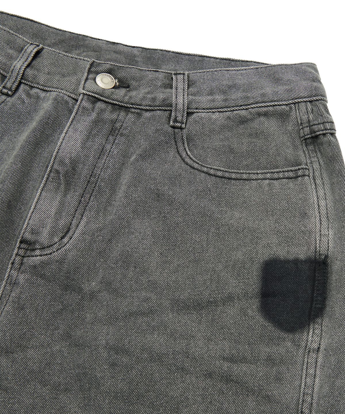 노매뉴얼(NOMANUAL) EMBLEM PATCHED DENIM PANTS - WASHED GRAY