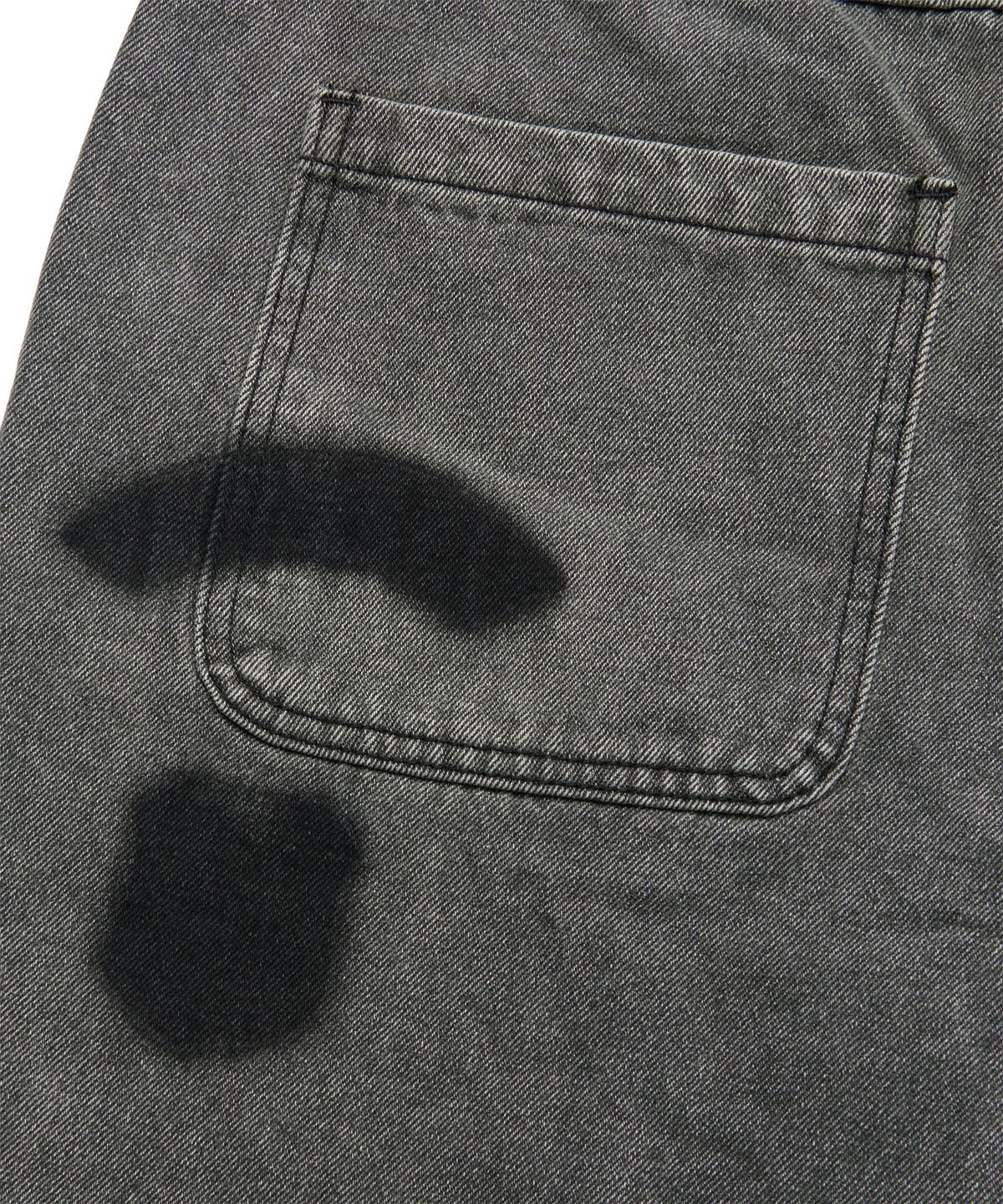 노매뉴얼(NOMANUAL) EMBLEM PATCHED DENIM PANTS - WASHED GRAY