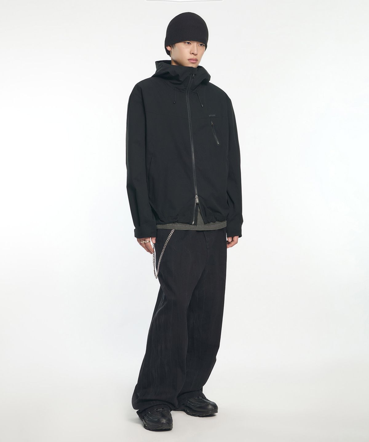 노매뉴얼(NOMANUAL) SPLITFORM WIND SHELL - BLACK