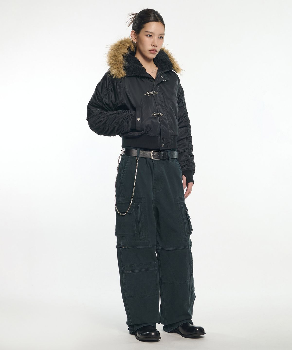 노매뉴얼(NOMANUAL) D.K N2B BOMBER JACKET - BLACK