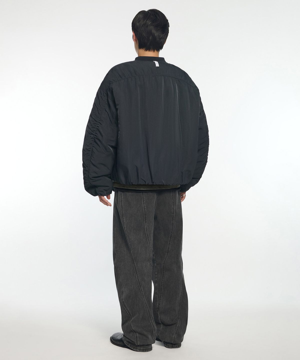 노매뉴얼(NOMANUAL) OVERSIZED BOMBER JACKET - BLACK