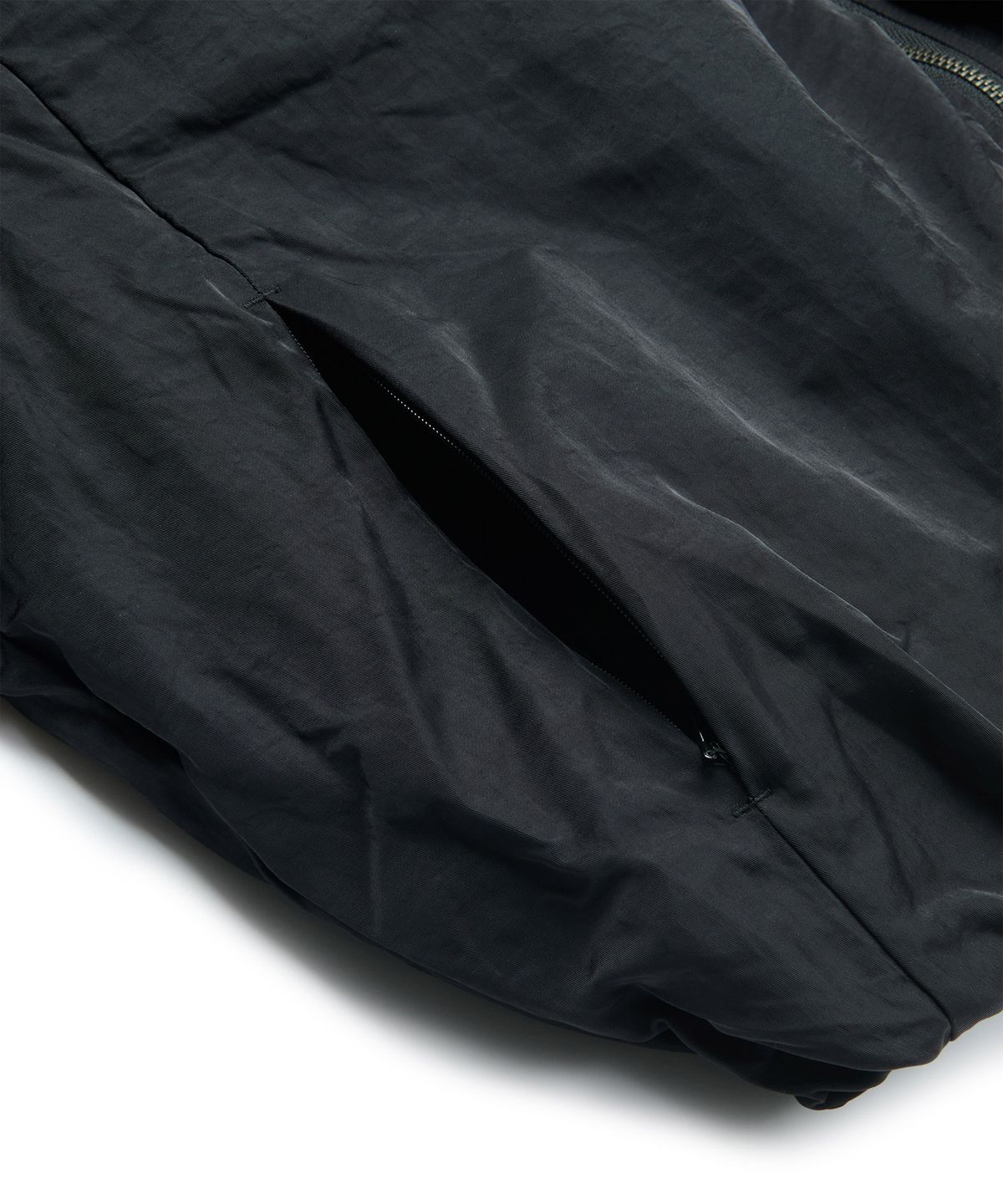 노매뉴얼(NOMANUAL) OVERSIZED BOMBER JACKET - BLACK