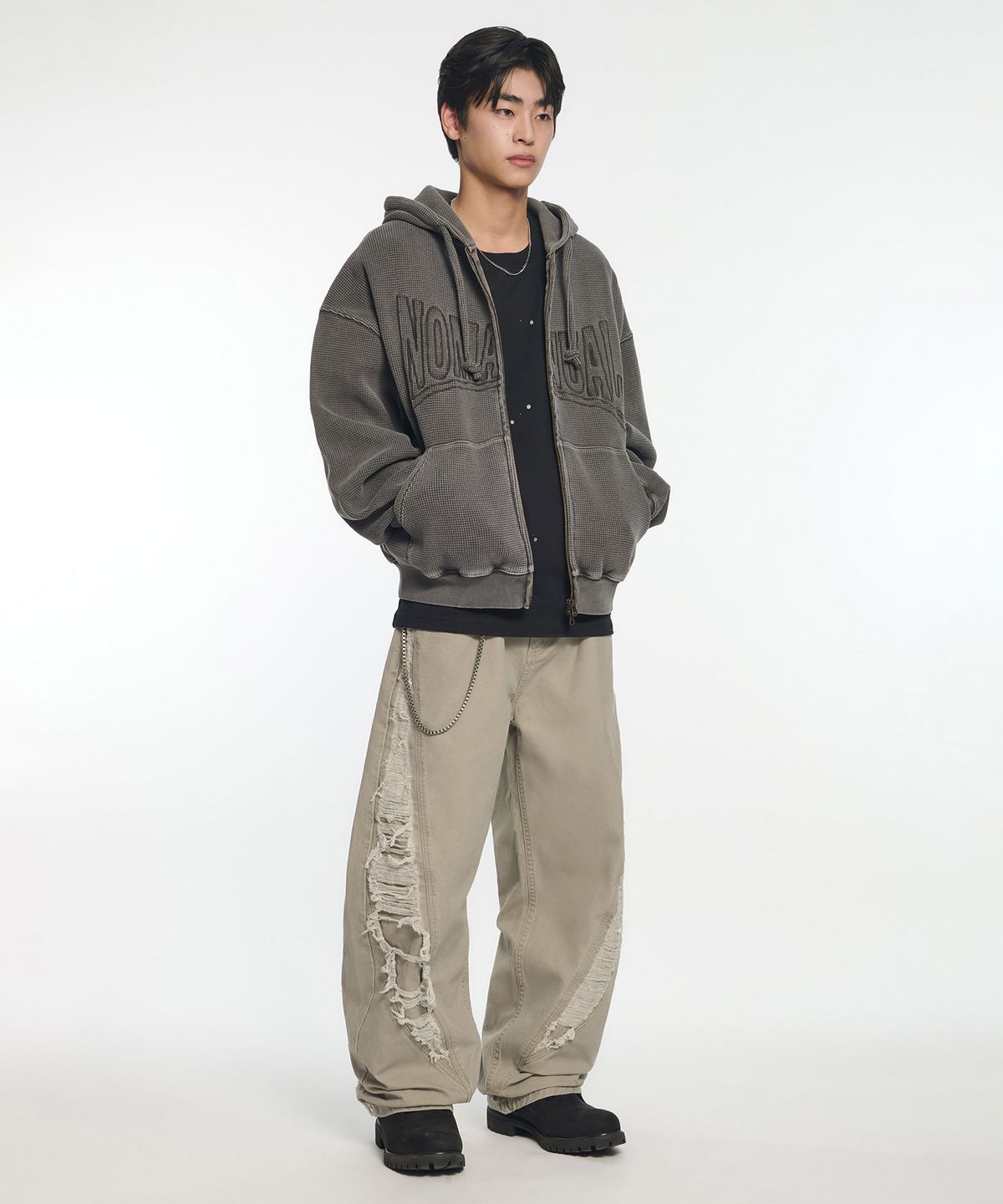 노매뉴얼(NOMANUAL) PANEL DESTROYED PANTS - BEIGE