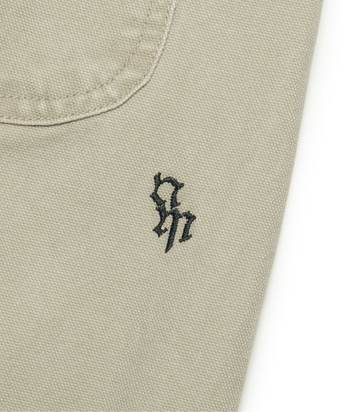노매뉴얼(NOMANUAL) PANEL DESTROYED PANTS - BEIGE
