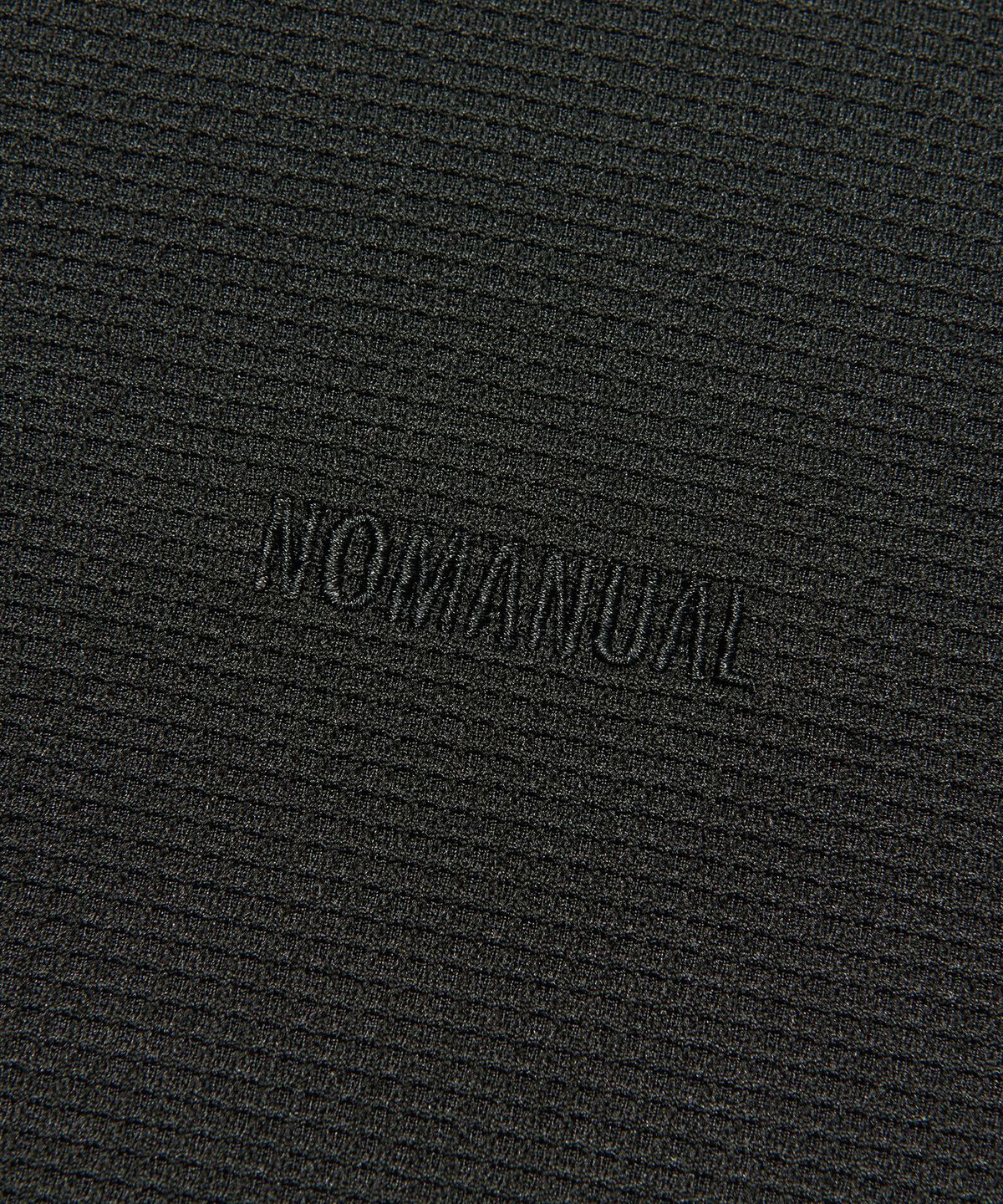노매뉴얼(NOMANUAL) NM HENLEY NECK WAFFLE LONG SLEEVE TEE - BLACK