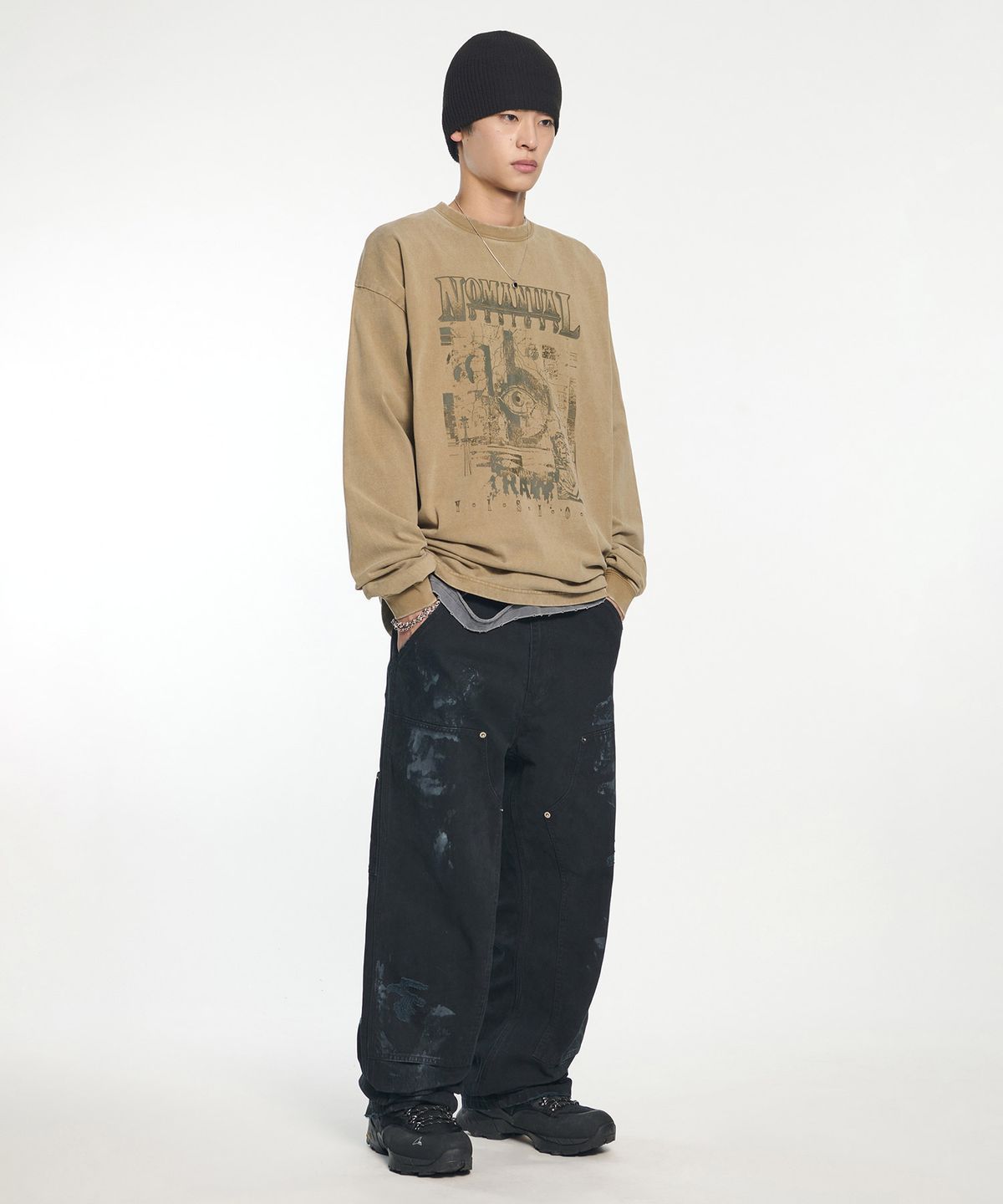 노매뉴얼(NOMANUAL) RAW VISION GRAPHIC LONG SLEEVE TEE - WASHED KHAKI