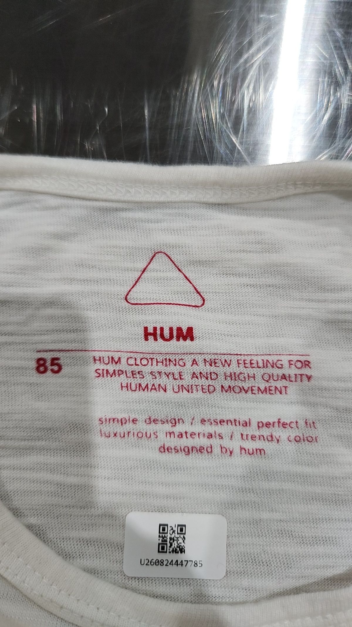 흄(HUM) 반소매 티셔츠 85