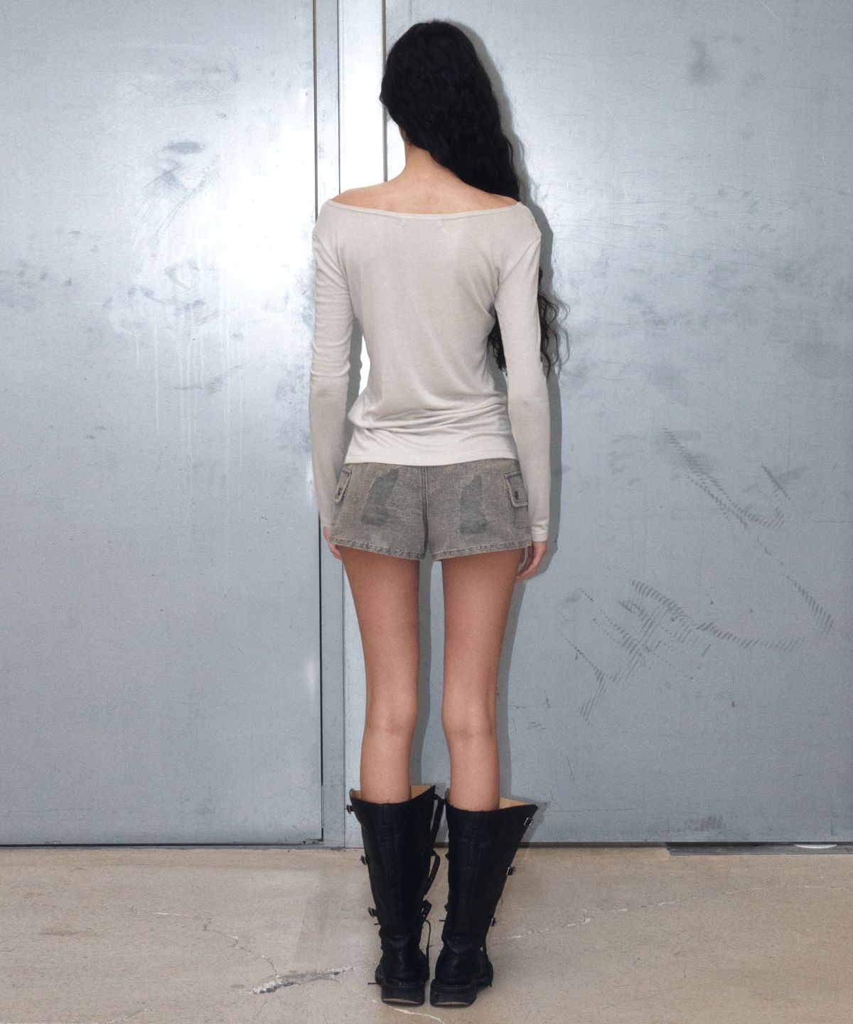 긴스키(GINSUKI) VINTAGE FLOWER WOOL LONG SLEEVE (BEIGE)