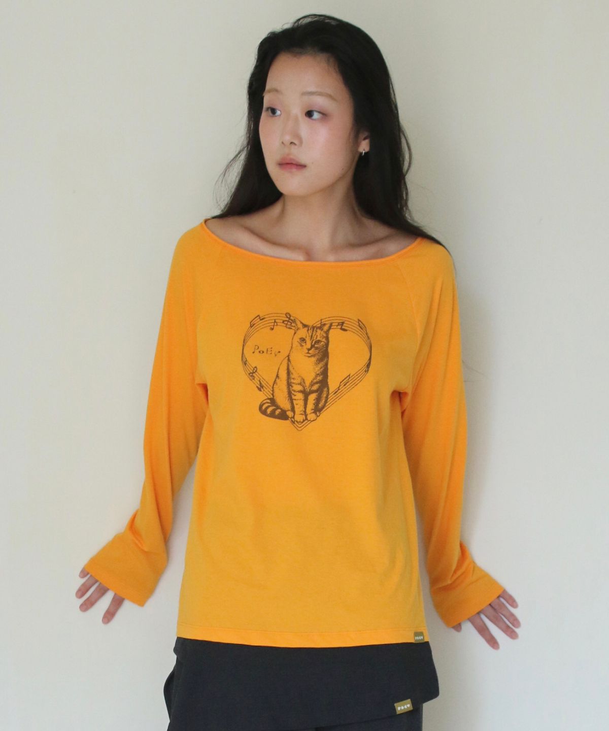 포에브(POEV) Melody Cat Raglan Top - Orange