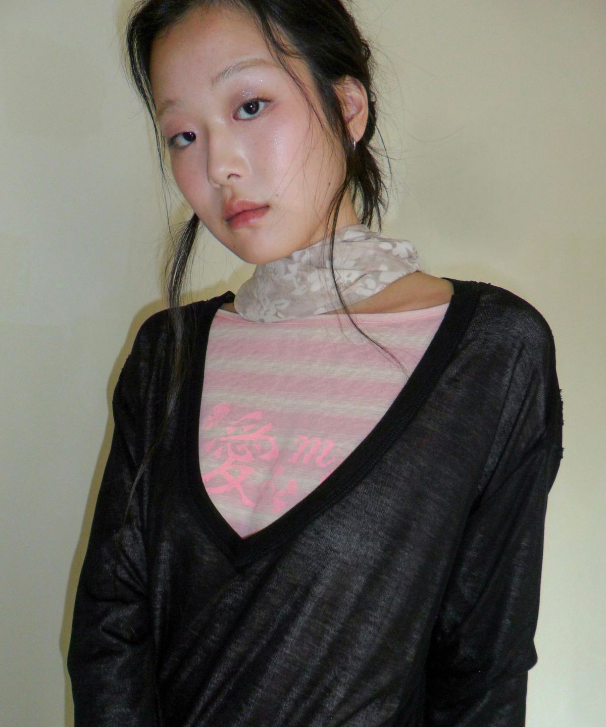 포에브(POEV) Love Letter Raglan Top - Pink