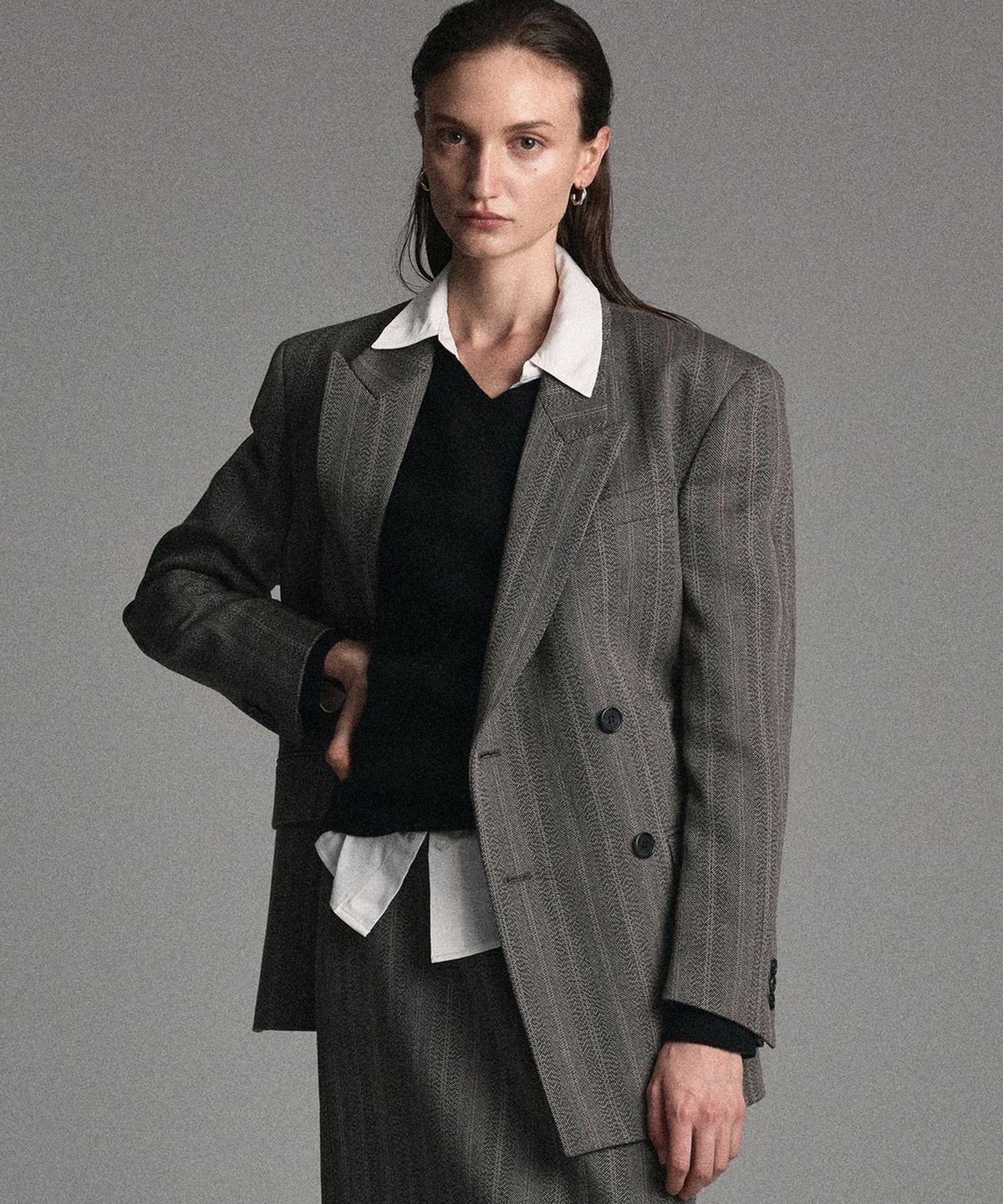 티엔지티 우먼(TNGT WOMAN) W Herringbone Structure Wool Double Jacket (Grey) TNJA6F301G2