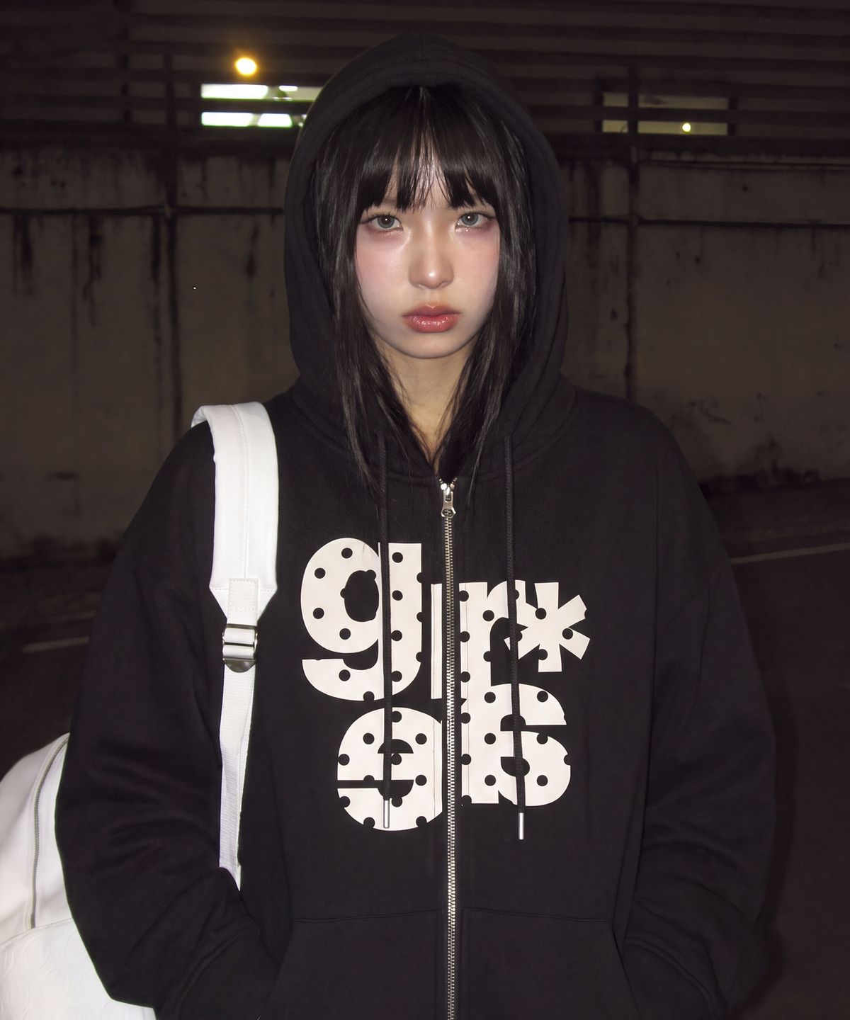 그레이버(GRAVER) [UNISEX]GRAE-S DOT 후드집업_Black