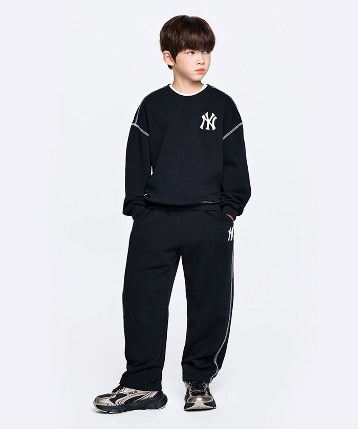 엠엘비 키즈(MLB KIDS) 스포티브 시그니처 팀로고 맨투맨 세트 NY (Black)