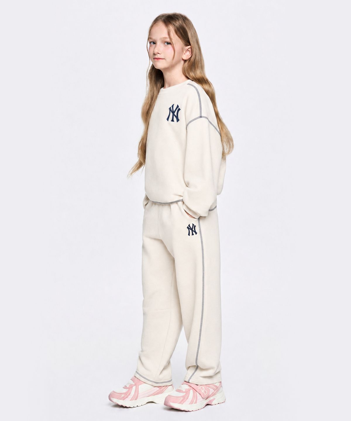 엠엘비 키즈(MLB KIDS) 스포티브 시그니처 팀로고 맨투맨 세트 NY (Cream)
