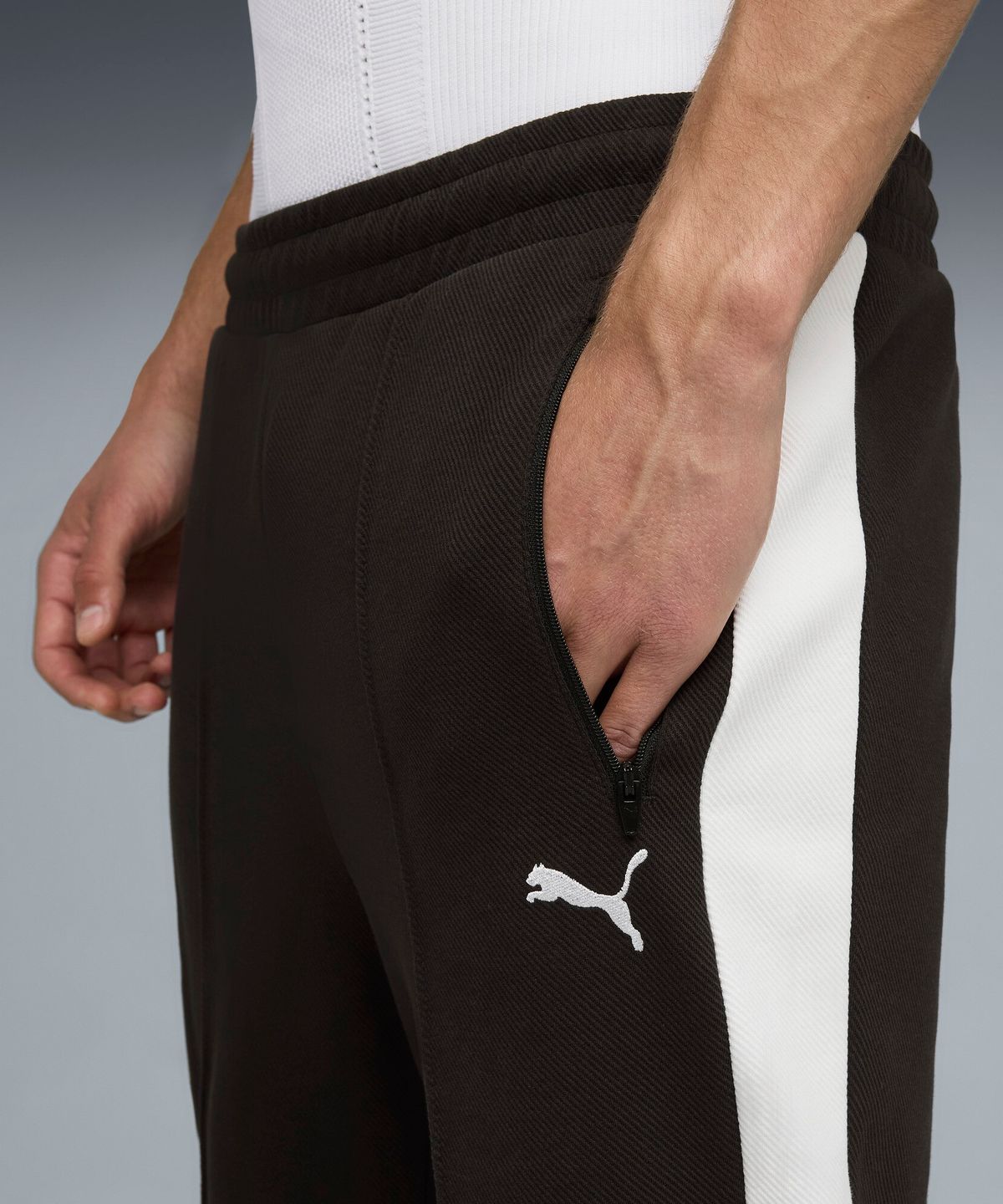 푸마(PUMA) T7 릴랙스 자카드 트랙 팬츠 DK (63299501)