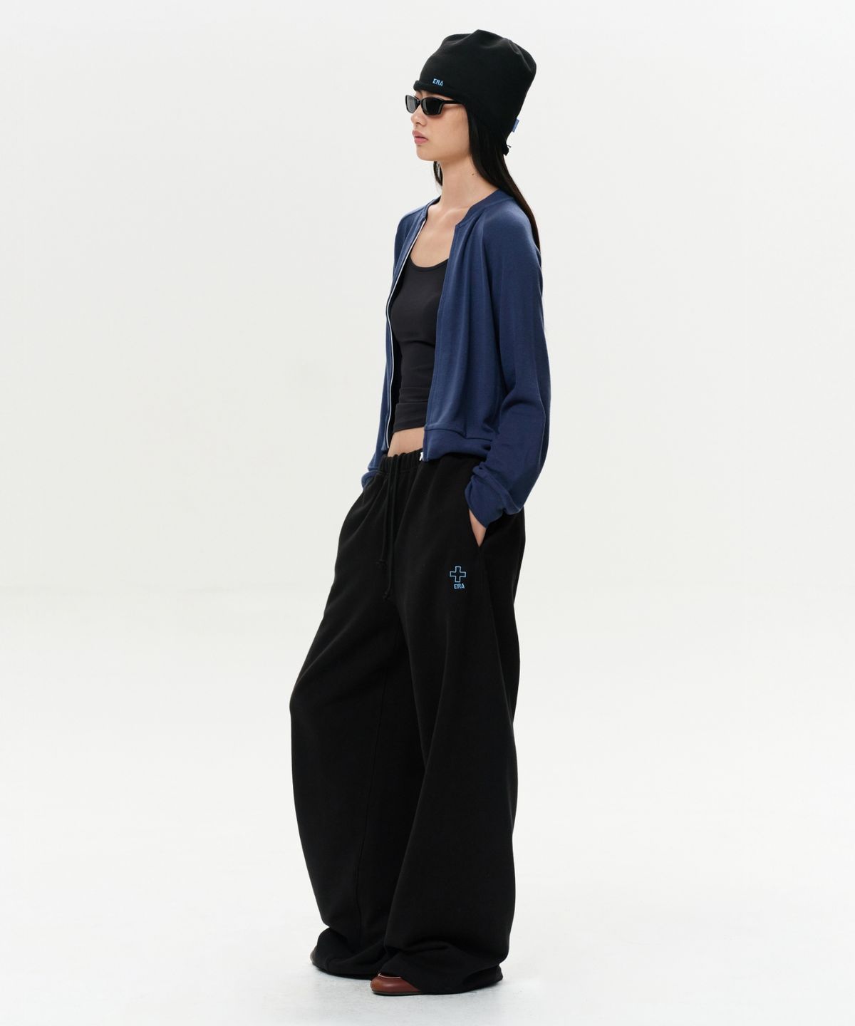이알에이(ERA) UNISEX ERA RAW EDGE CUT SWEAT BEANIE - BLACK